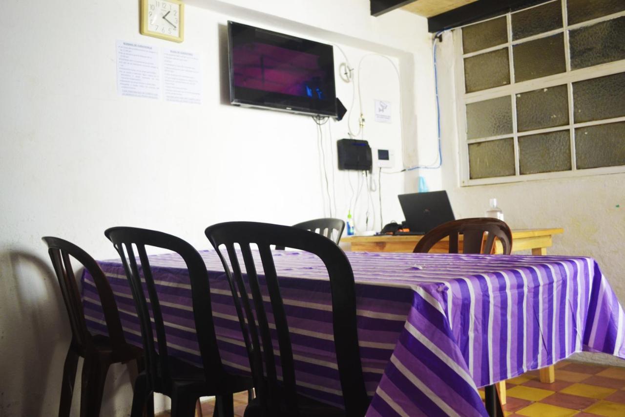 4 Grados Hostel Guatemala City Екстериор снимка